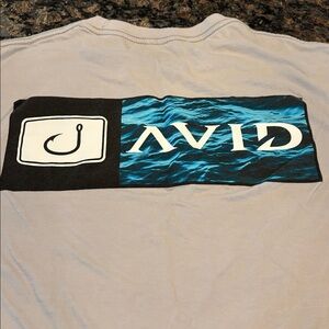 Avid Sportswear t-shirt